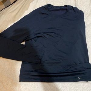 Lululemon metal vent long sleeve SMALL